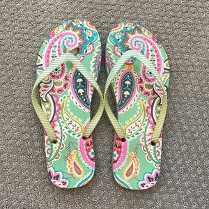 Vera Bradley flip flops size 7